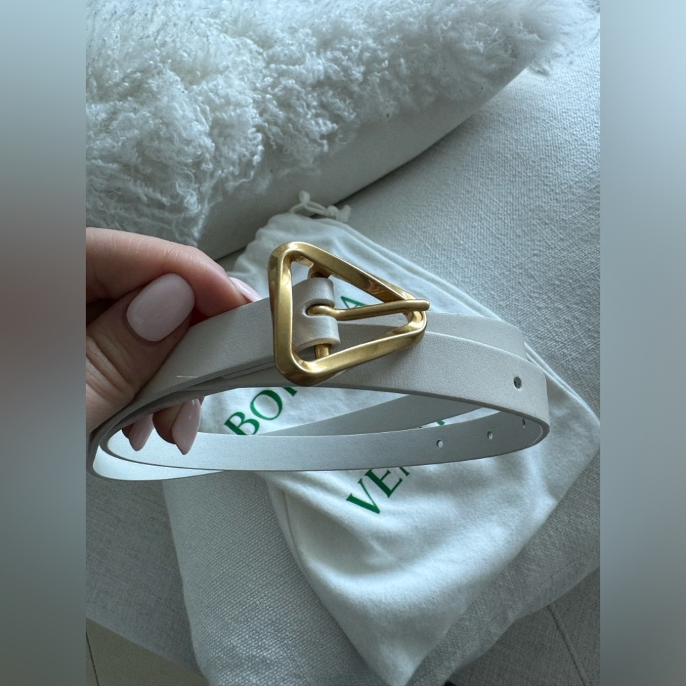 BOTTEGA VENETA white triangle belt